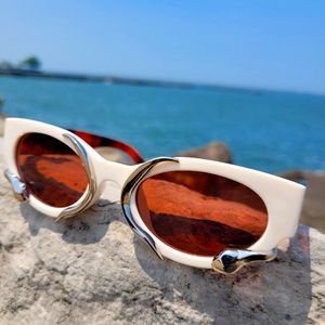 Matte cream serpent sunglasses